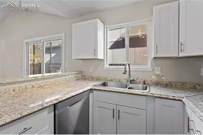 4511 Sunnyhill Drive, Colorado Springs, CO 80916 - Photo 9