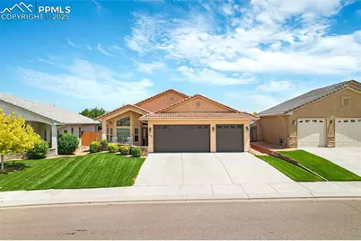 736 Aspencrest Drive, Pueblo, CO 81005 - Photo 1