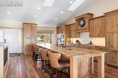 4255 Arrowhead Drive, Colorado Springs, CO 80908 - Photo 13