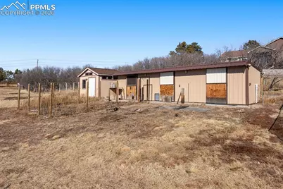 4255 Arrowhead Drive, Colorado Springs, CO 80908 - Photo 5