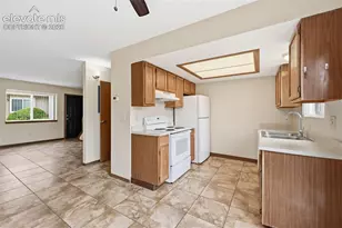 3145 Starlight Cir, Colorado Springs, CO 80916 - Photo 11