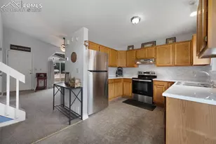 5242 Windgate Ct, Colorado Springs, CO 80917 - Photo 9