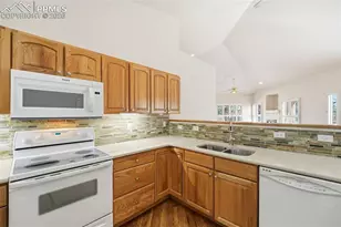 5547 Sonnet Heights, Colorado Springs, CO 80918 - Photo 17