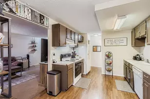 4386 Hawks Lookout Ln, Colorado Springs, CO 80916 - Photo 9