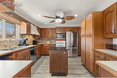 2122 Snyder Avenue, Colorado Springs, CO 80909 - Photo 13