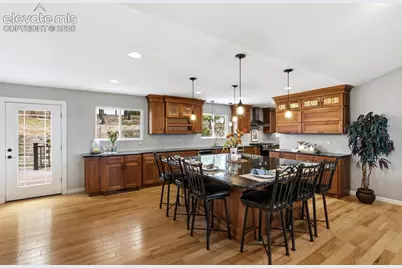 11760 Green Acres Lane, Colorado Springs, CO 80908 - Photo 9