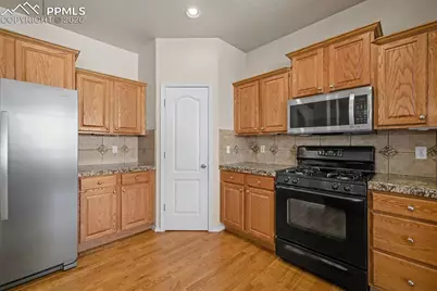9736 Kings Canyon Drive, Peyton, CO 80831 - Photo 21