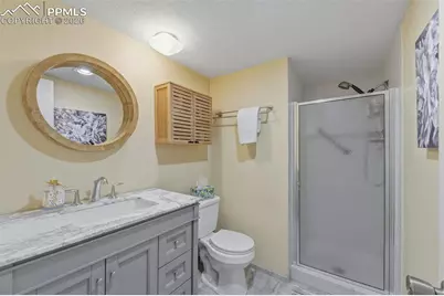 1098 Fontmore Road #B, Colorado Springs, CO 80904 - Photo 15