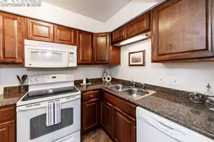 1708 Sawyer Way, Colorado Springs, CO 80915 - Photo 17