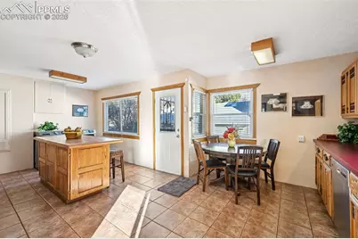 1055 N 18th Street, Colorado Springs, CO 80904 - Photo 9