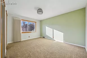 1055 N 18th St, Colorado Springs, CO 80904 - Photo 13