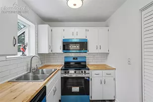 4857 Webb Dr, Colorado Springs, CO 80916 - Photo 25