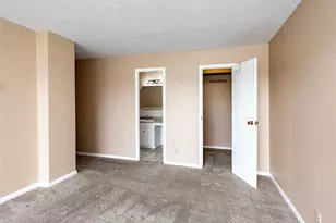 411 Lakewood Cir, Colorado Springs, CO 80910 - Photo 21