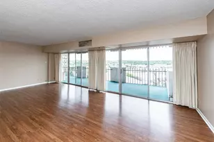 411 Lakewood Cir, Colorado Springs, CO 80910 - Photo 5