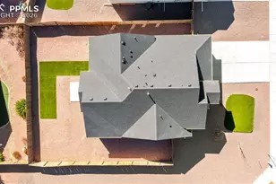 2402 Sunrise Ln, Pueblo, CO 81008 - Photo 5