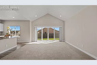 2402 Sunrise Lane, Pueblo, CO 81008 - Photo 15