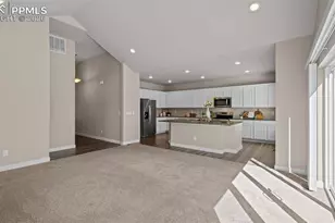 2402 Sunrise Ln, Pueblo, CO 81008 - Photo 17