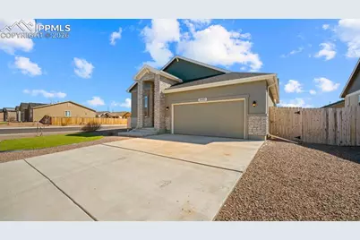 2402 Sunrise Lane, Pueblo, CO 81008 - Photo 7
