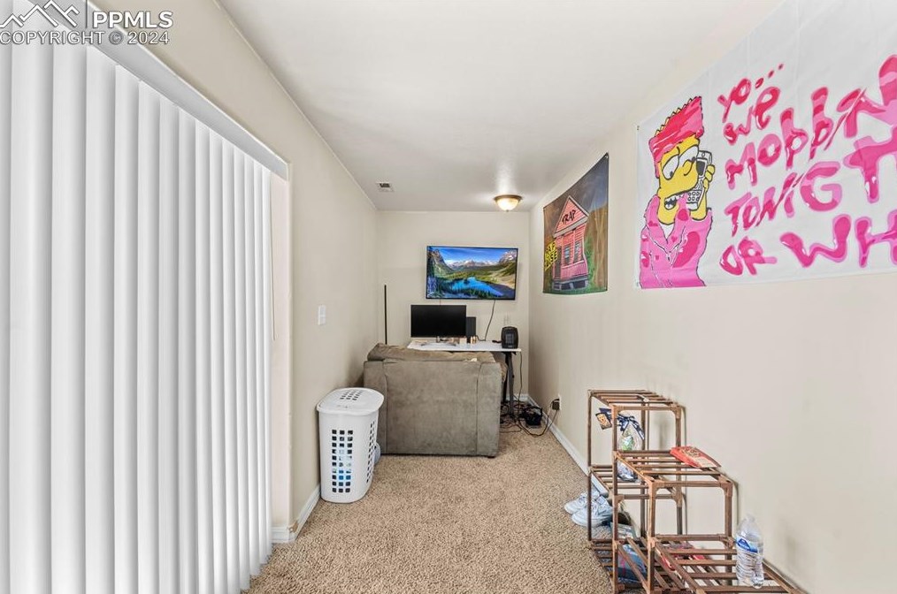 1183 Westmoreland Rd, Colorado Springs CO 80907-4628 exterior