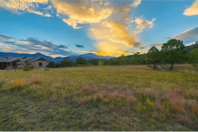 3760 Twisted Oak Circle, Colorado Springs, CO 80904 - Photo 7