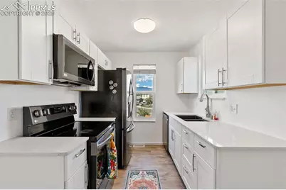 2025 Grosbear Lane, Colorado Springs, CO 80916 - Photo 11