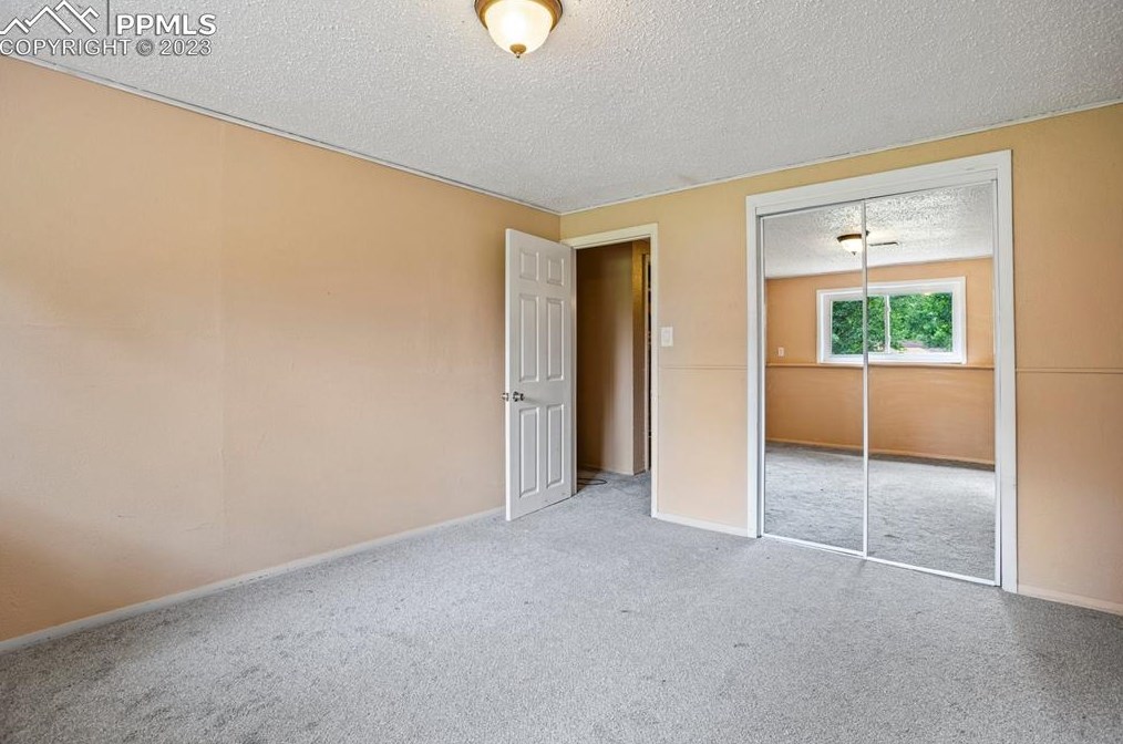 1450 Luna Vis St, Colorado Springs CO 80911-2429 exterior