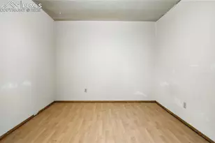 45 Newport Cir, Colorado Springs, CO 80906 - Photo 15