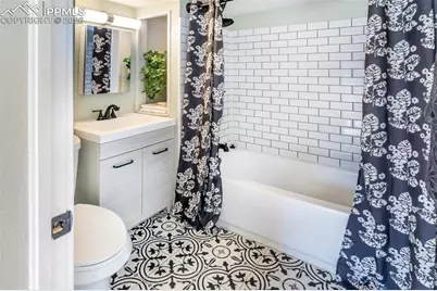 2201 W Warren Avenue, Englewood, CO 80110 - Photo 11