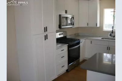 141 Kingsley Avenue, Pueblo, CO 81005 - Photo 9