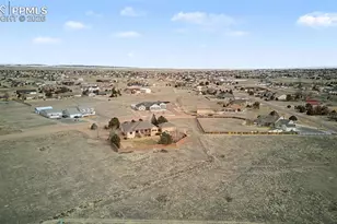 1170 W Loasa Dr, Pueblo, CO 81007 - Photo 5