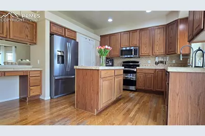 7458 Flathead Lake Drive, Colorado Springs, CO 80923 - Photo 5