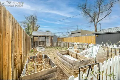 207 N Hancock Avenue, Colorado Springs, CO 80903 - Photo 39