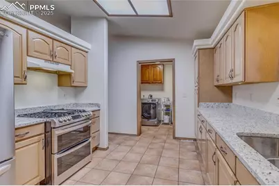 7501 Tudor Road, Colorado Springs, CO 80919 - Photo 15