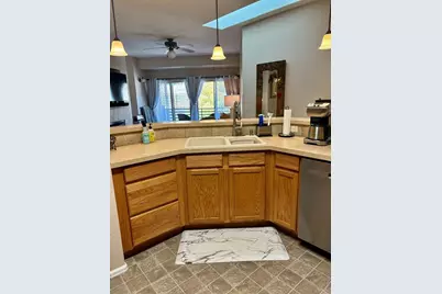 2055 Montura View #204, Colorado Springs, CO 80919 - Photo 11