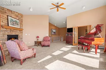 390 Scrub Oak Circle, Monument, CO 80132 - Photo 7