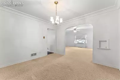 632 N Foote Avenue, Colorado Springs, CO 80909 - Photo 9