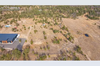 11930 Green Acres Lane, Colorado Springs, CO 80908 - Photo 9