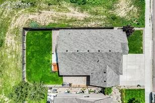 6851 Mandan Dr, Colorado Springs, CO 80925 - Photo 45