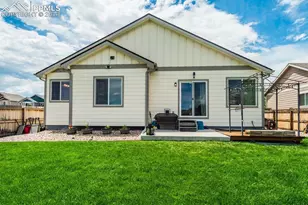 6851 Mandan Dr, Colorado Springs, CO 80925 - Photo 41