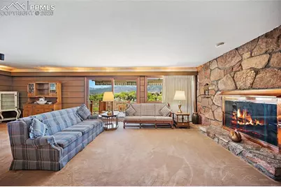 40 Friendship Lane, Colorado Springs, CO 80904 - Photo 15