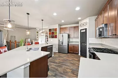 2598 Hannah Ridge Drive, Colorado Springs, CO 80922 - Photo 7