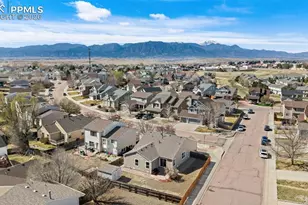 8384 Cedar Chase Dr, Fountain, CO 80817 - Photo 5