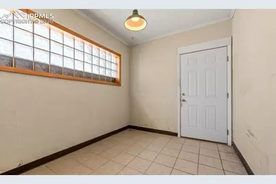 807 E Mesa Avenue, Pueblo, CO 81006 - Photo 15