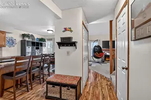 6107 Pine Hill Dr, Colorado Springs, CO 80918 - Photo 9