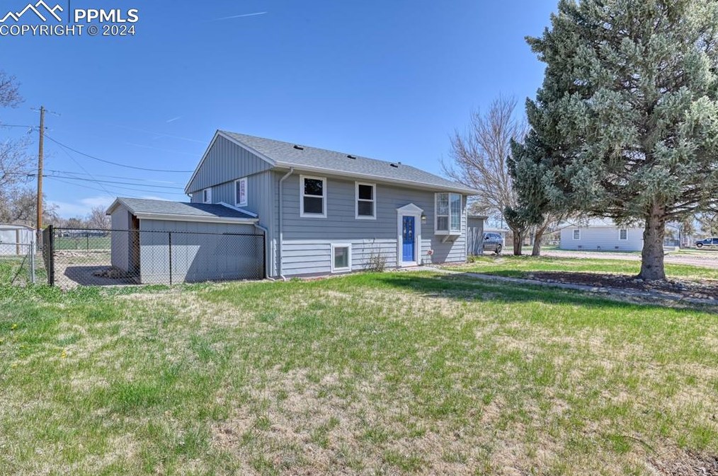 200 Cir Dr, Canon City CO 81212-5403 exterior