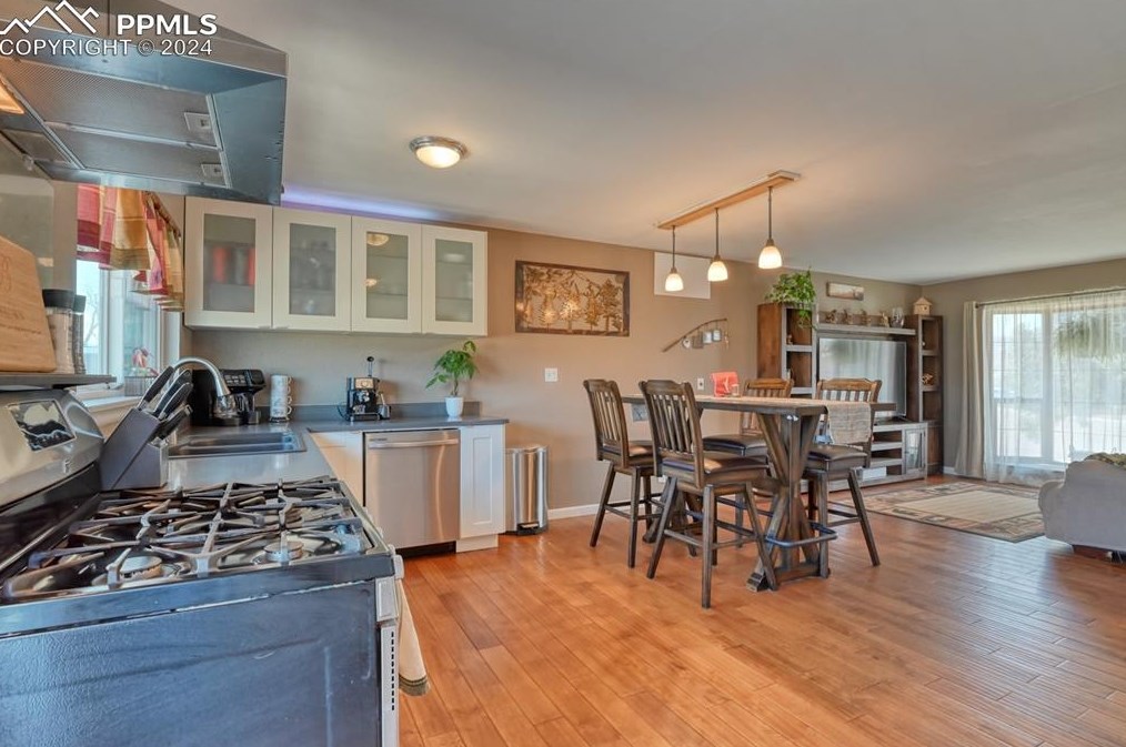 200 Cir Dr, Canon City CO 81212-5403 exterior