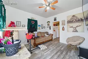 805 E 7th St, Pueblo, CO 81003 - Photo 5