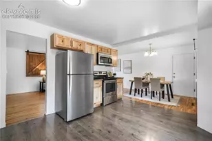 2712 Arlington Dr, Colorado Springs, CO 80910 - Photo 11
