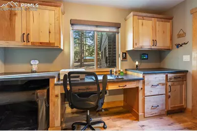 523 N Walnut Street, Woodland Park, CO 80863 - Photo 23