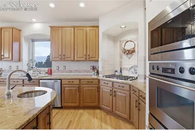 9935 Sawleaf Court, Colorado Springs, CO 80920 - Photo 7